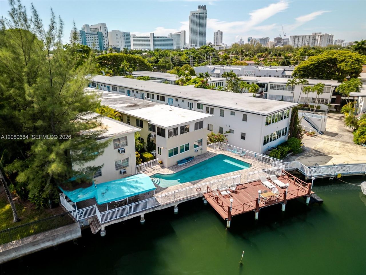 4730 Pine Tree Dr, Unit 17, Miami Beach, FL 33140 Photo