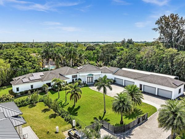 1540 SW 115th Ave , Davie, FL 33325