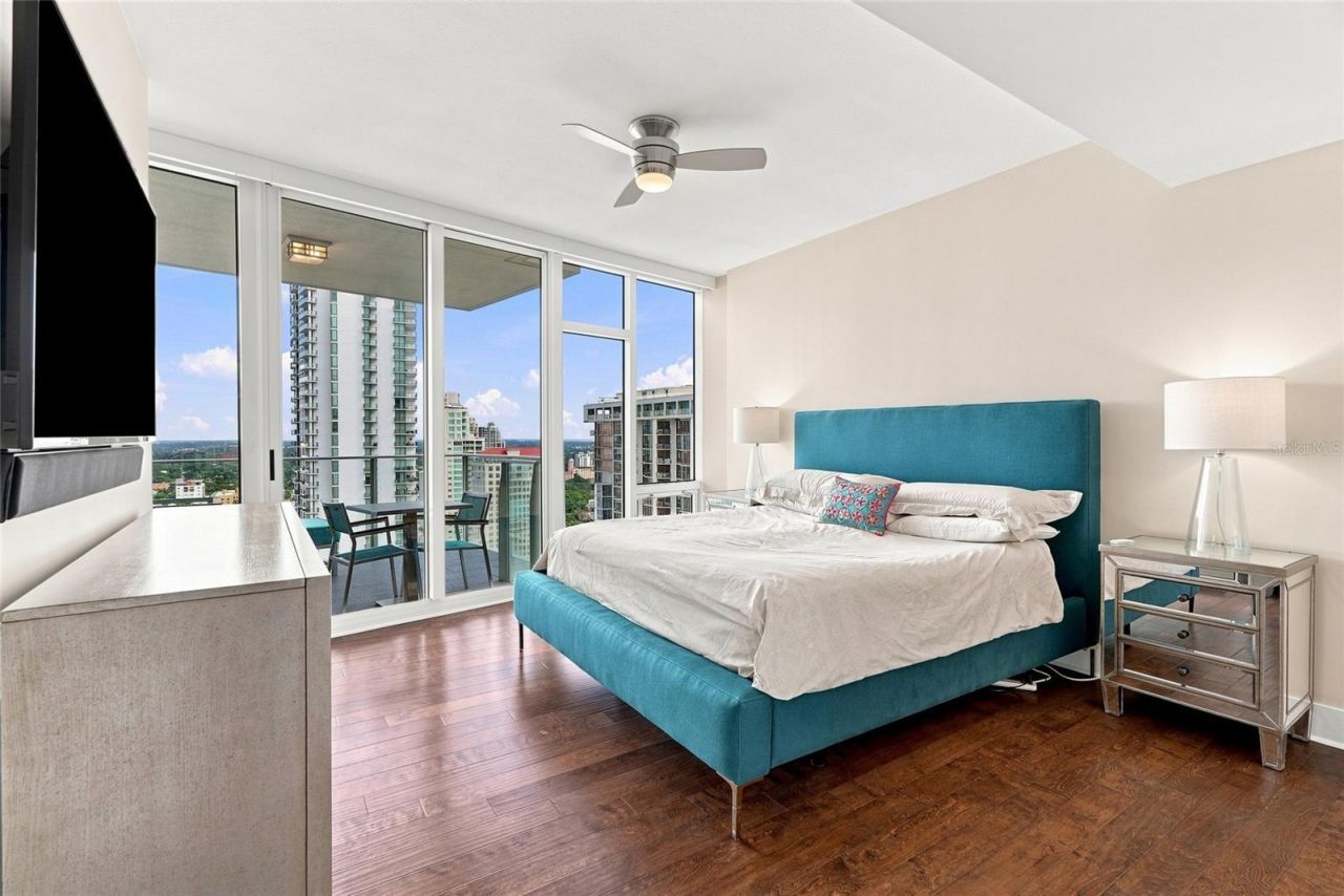 175 1st Street S, Unit 2701, Saint Petersburg, FL 33701 Photo