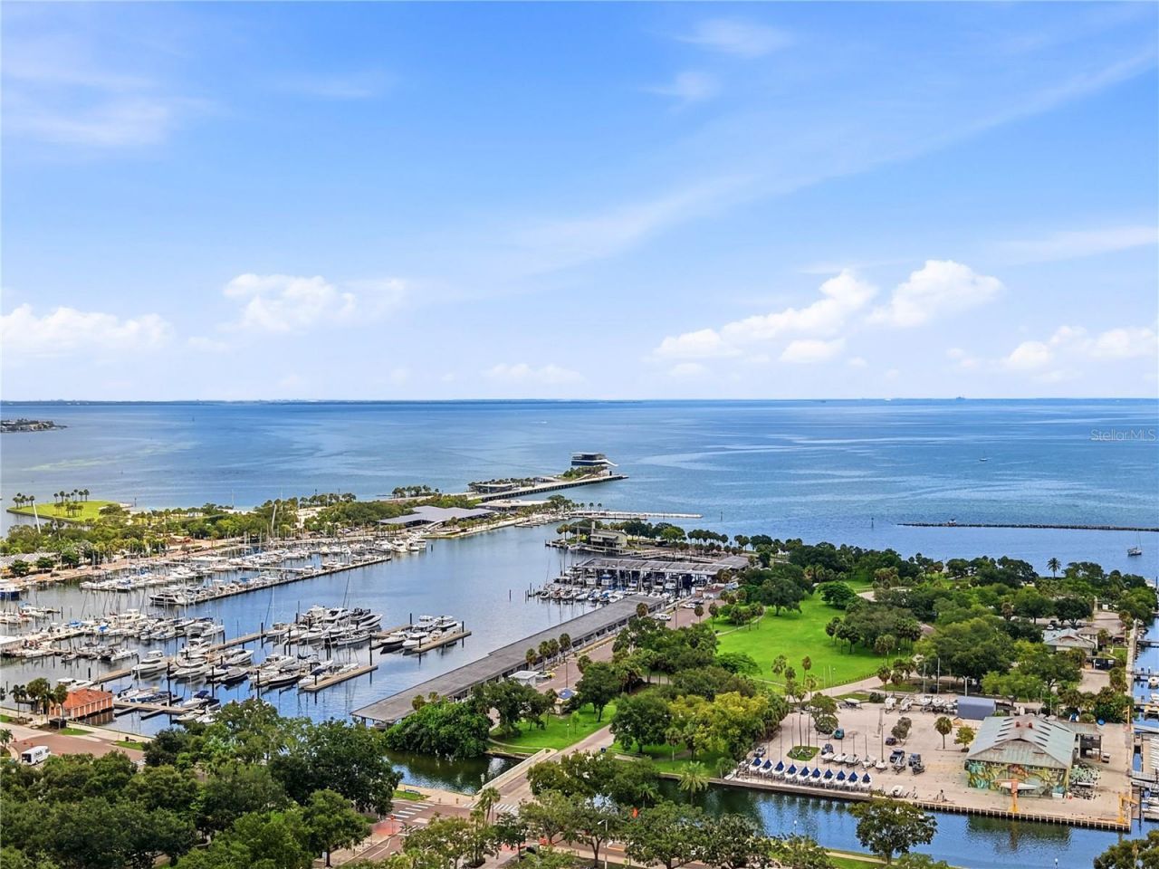 175 1st Street S, Unit 2701, Saint Petersburg, FL 33701 Photo