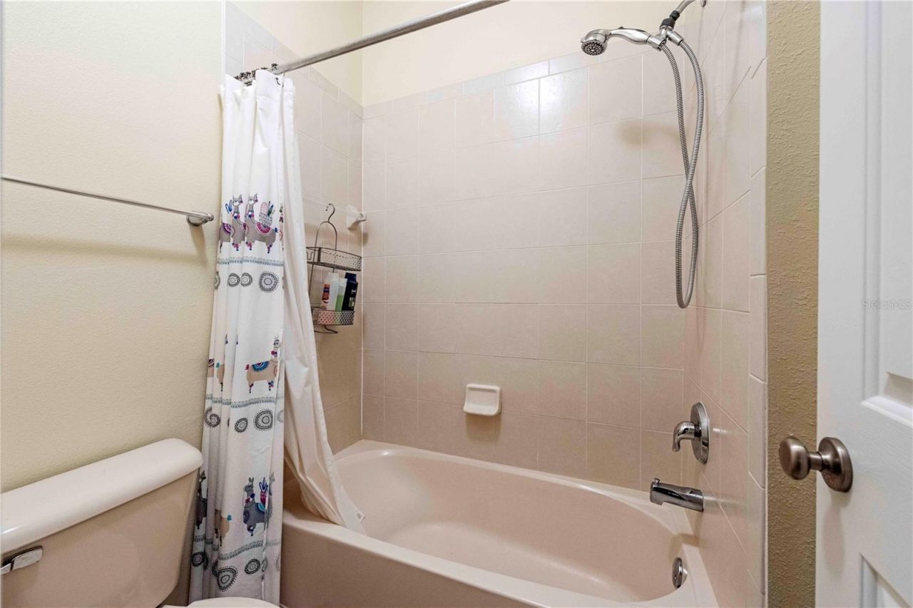3698 Parkridge Circle, Unit 26-104, Sarasota, FL 34243 Photo