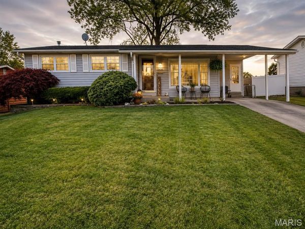 1820 Tahoe Drive , Florissant, MO 63031