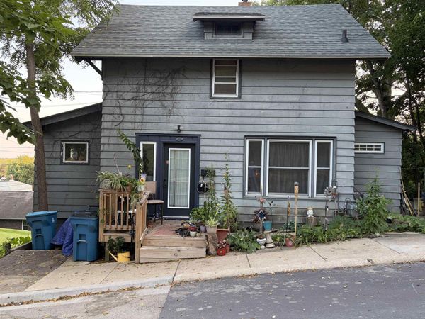 23 KELLER Street, SAVANNA, IL 61074