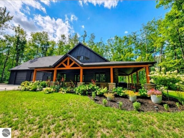 7020 Woodridge Court, Mancelona, MI 49659
