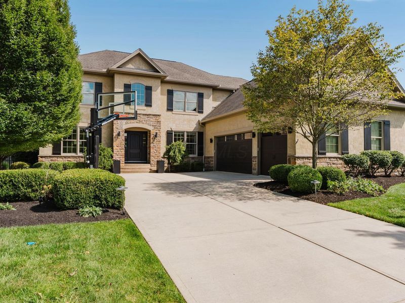 4536 Village Club Drive, Powell, OH 43065 Photo 1