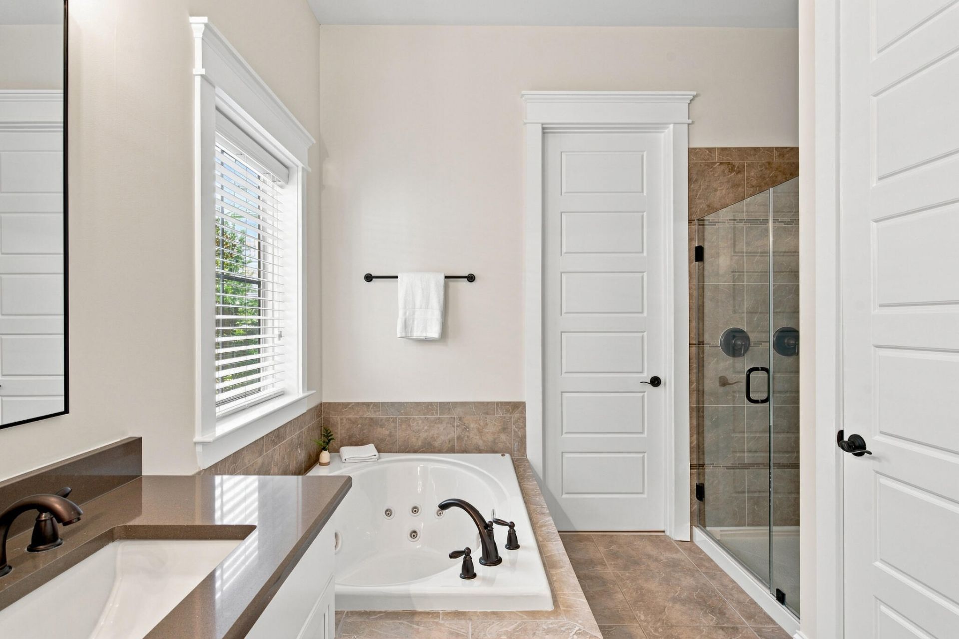 1541 Willtown Street Photo 22