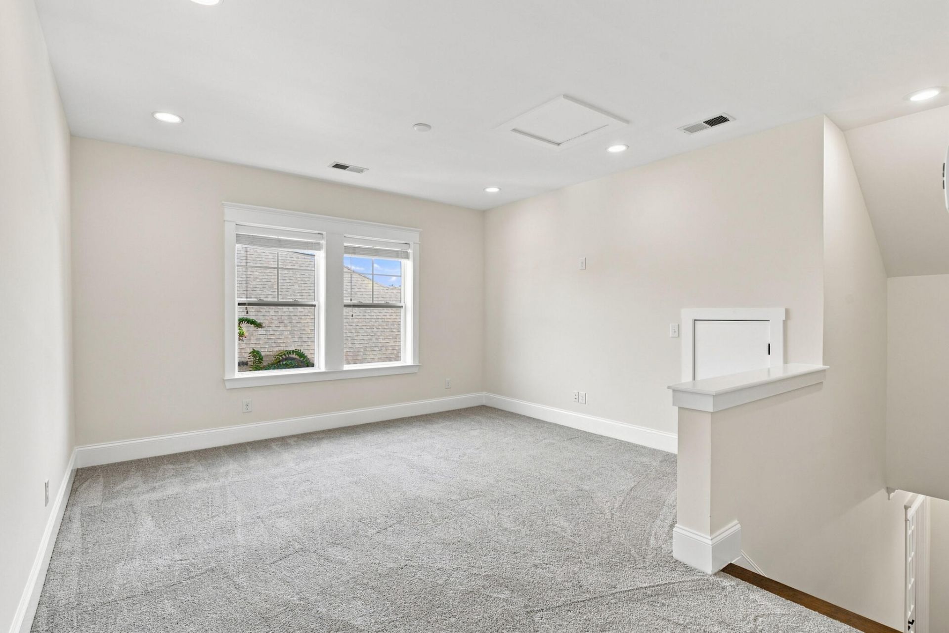 1541 Willtown Street Photo 28