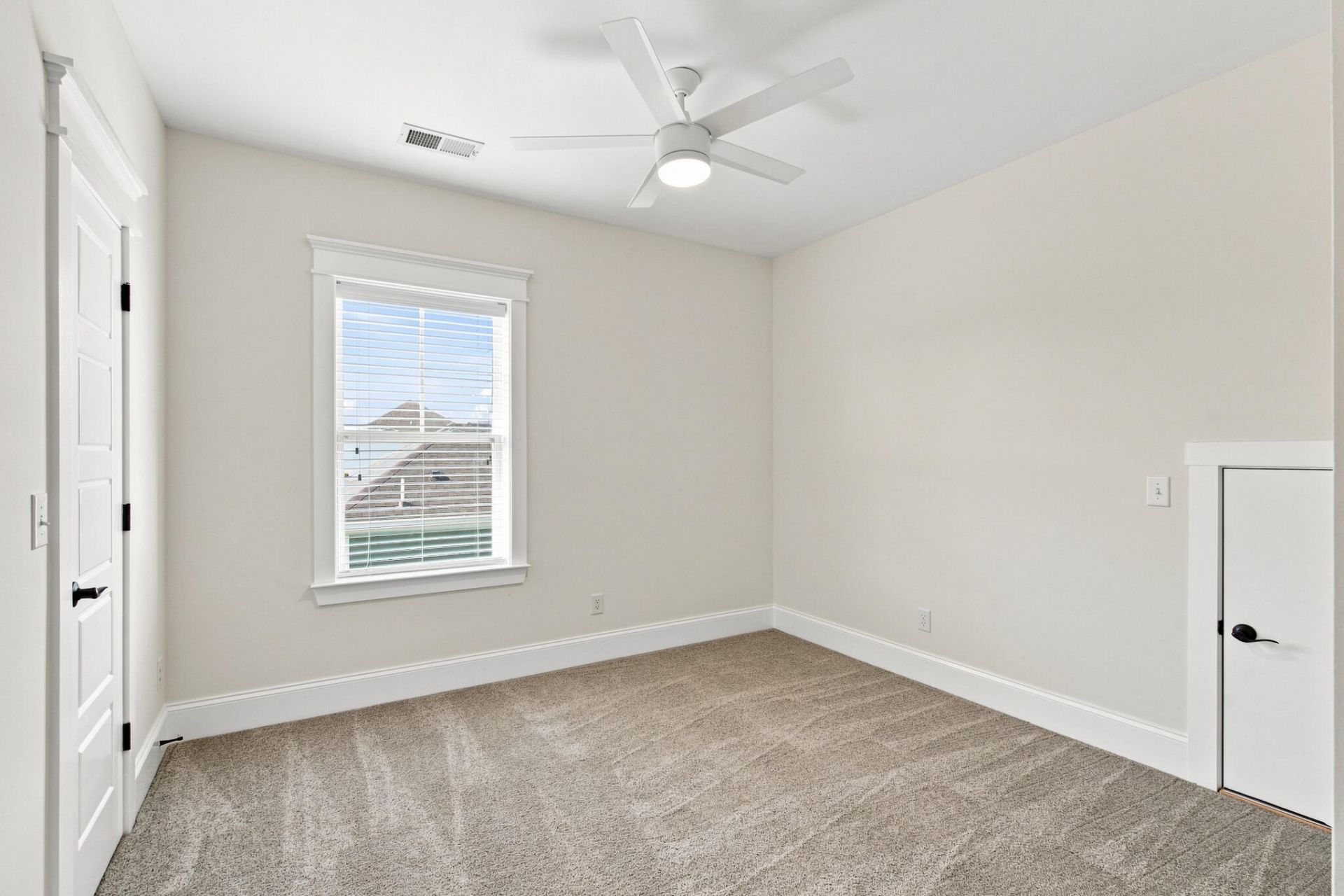 1541 Willtown Street Photo 29