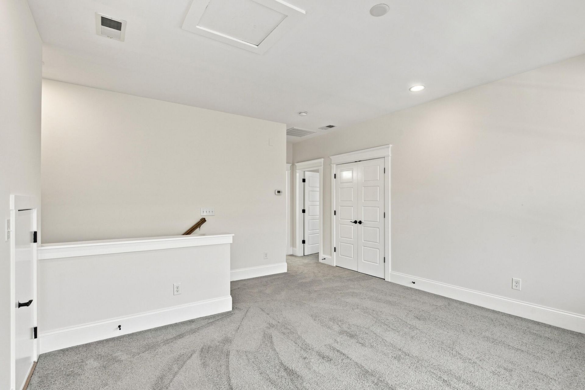 1541 Willtown Street Photo 32