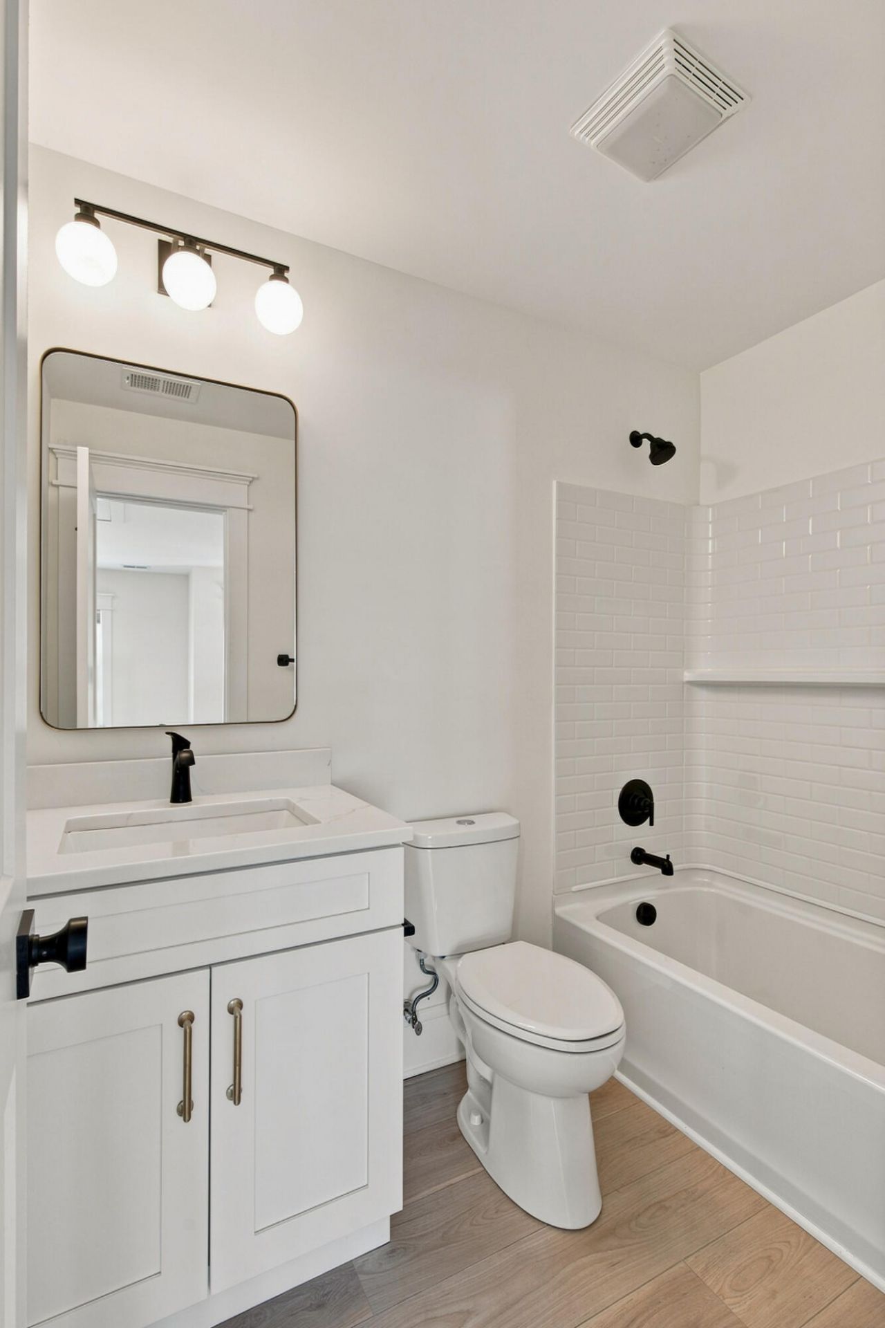 1541 Willtown Street Photo 43