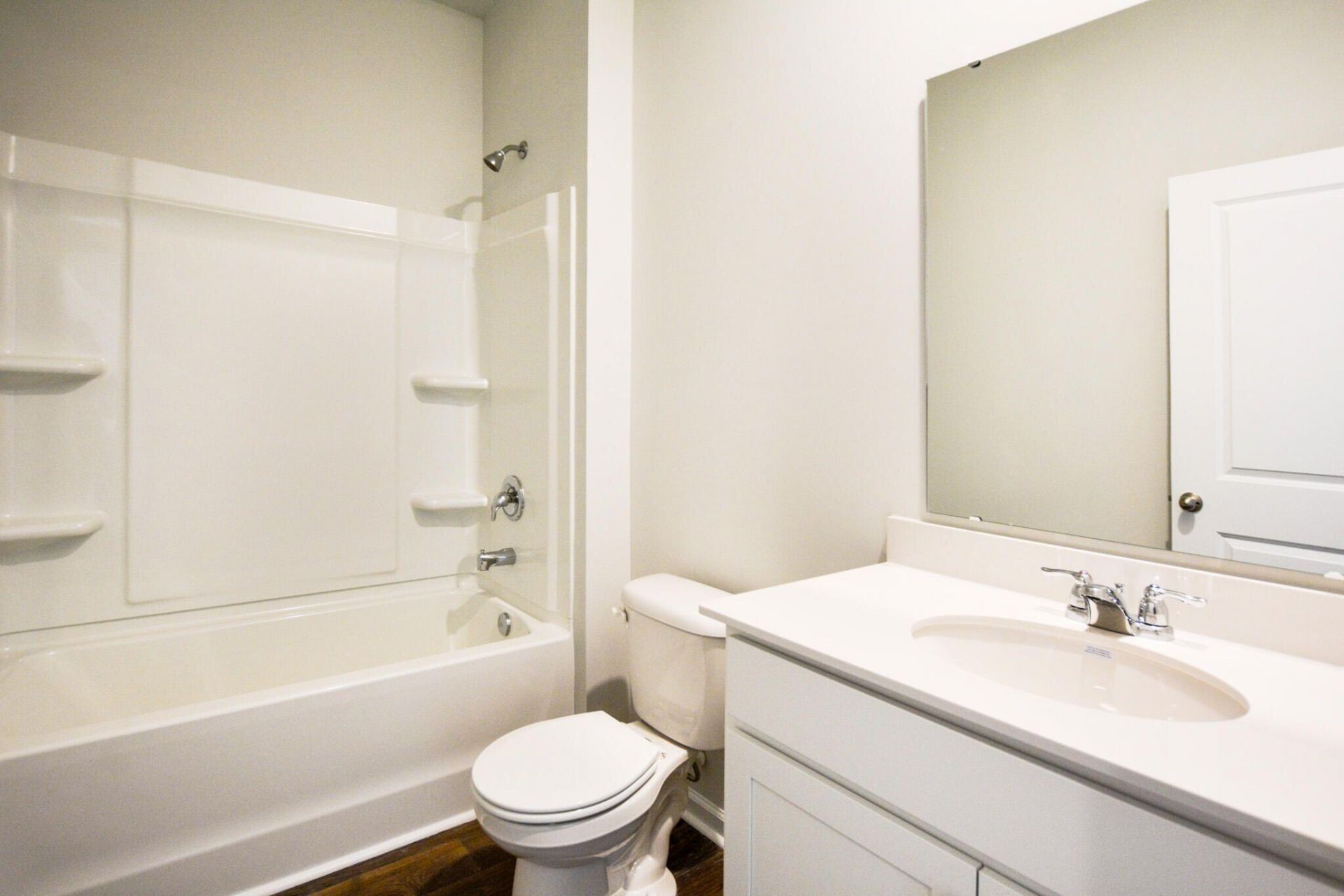 411 Zenith Boulevard Photo 12