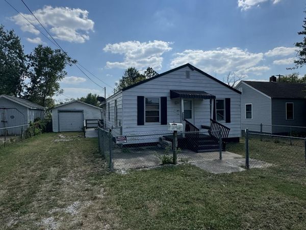 1716 W Hovey Street , Springfield, MO 65802