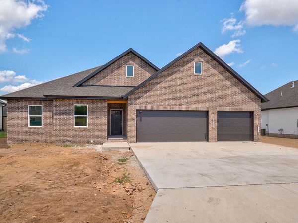 3045 E Heritage Street , Republic, MO 65738