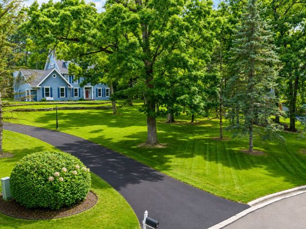 1677 Barberry Circle , Freeport, IL 61032