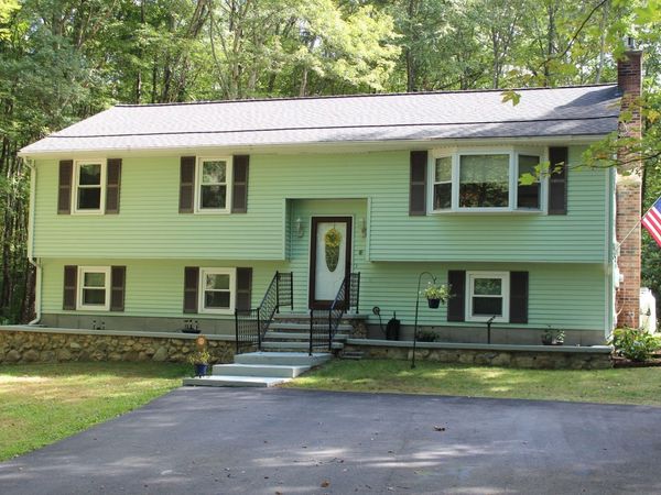16 Wallum Lake Rd, Douglas, MA 01516