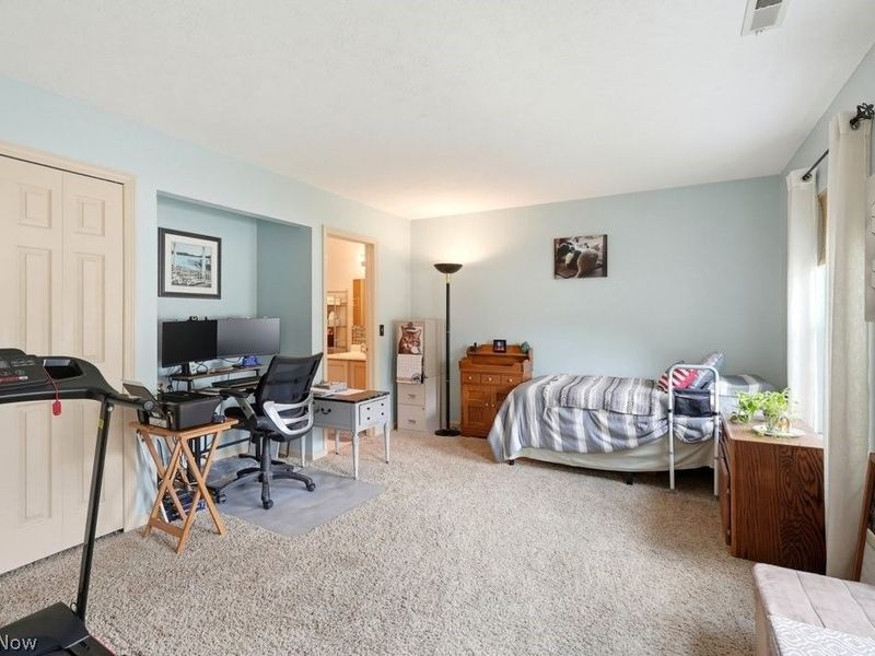 8569 Ravenswood Lane, Macedonia, OH 44056 Photo 22
