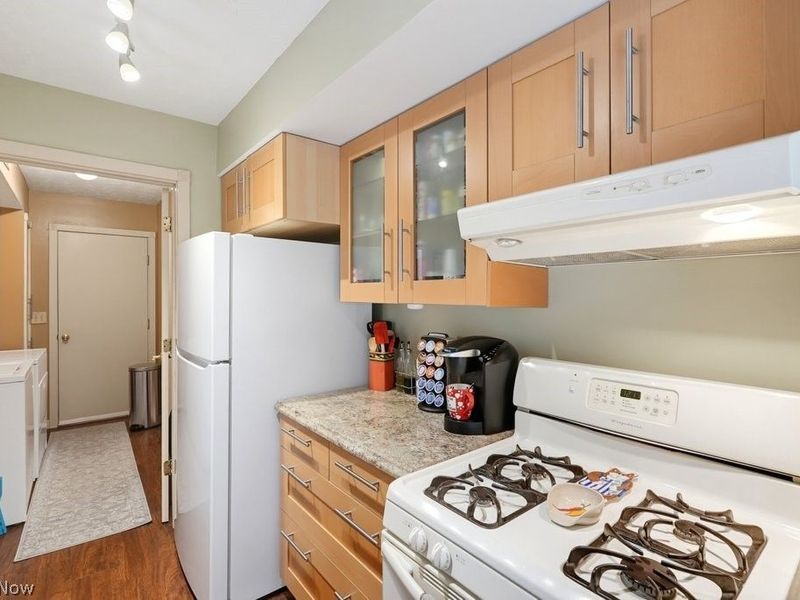 8569 Ravenswood Lane, Macedonia, OH 44056 Photo 7