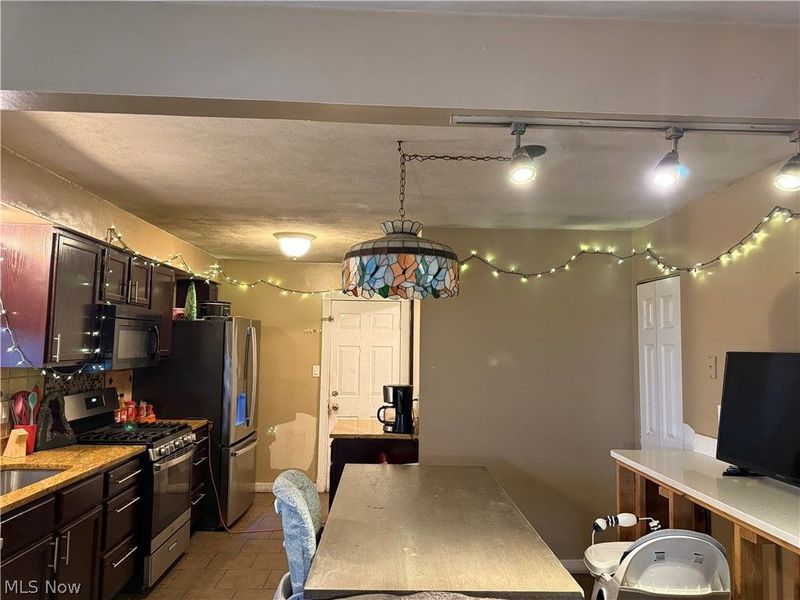 7755 Fern Drive, Mentor on the Lake, OH 44060 Photo 10