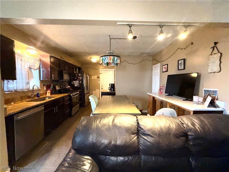 7755 Fern Drive, Mentor on the Lake, OH 44060 Photo 2