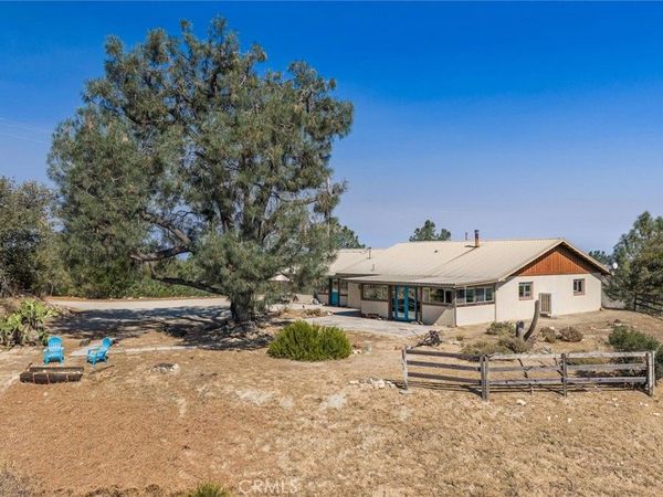3395 Parkhill Road, Santa Margarita, CA 93453