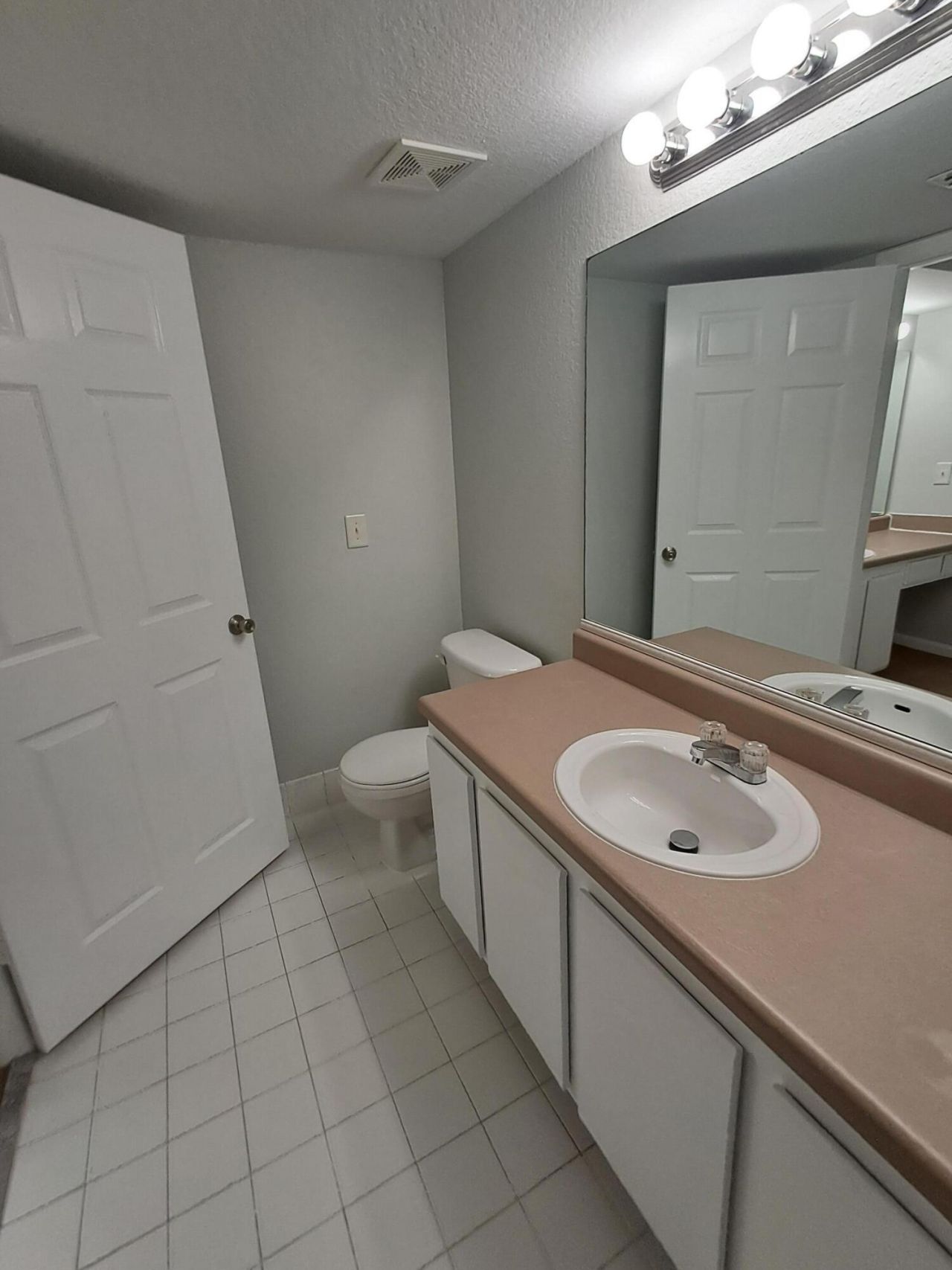 181 SW Palm Drive, Unit 204, Port Saint Lucie, FL 34986 Photo