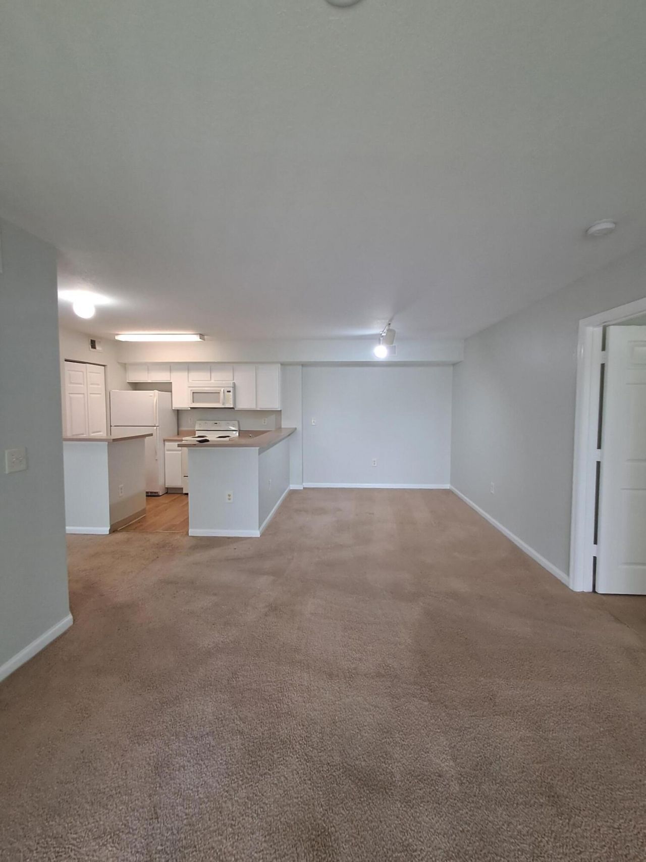 181 SW Palm Drive, Unit 204, Port Saint Lucie, FL 34986 Photo