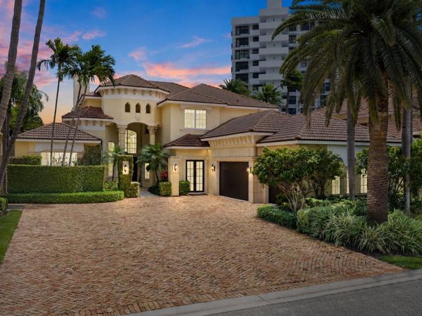 1019 Grand Court, Highland Beach, FL 33487
