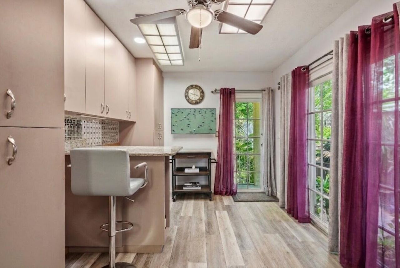 126 S A Street, Lake Worth Beach, FL 33460 Photo