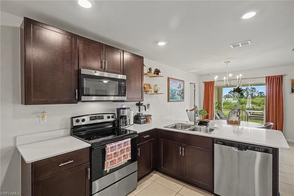 9012 W Justice Cir , Labelle, FL 33935 Photo