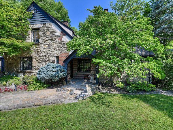 1060 Jackson Road, Park Hills, KY 41011