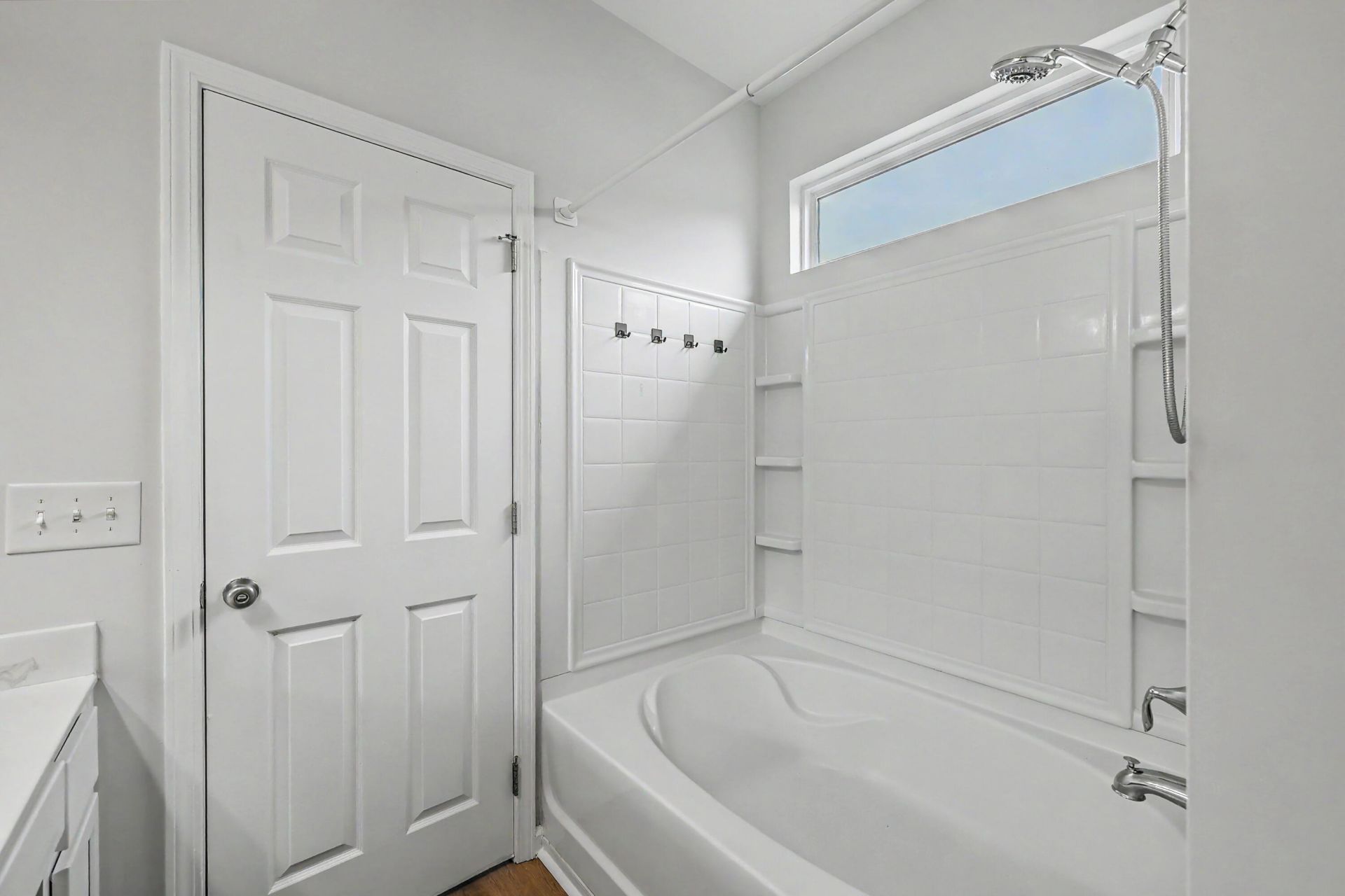 108 Deerpath Trail Photo 6
