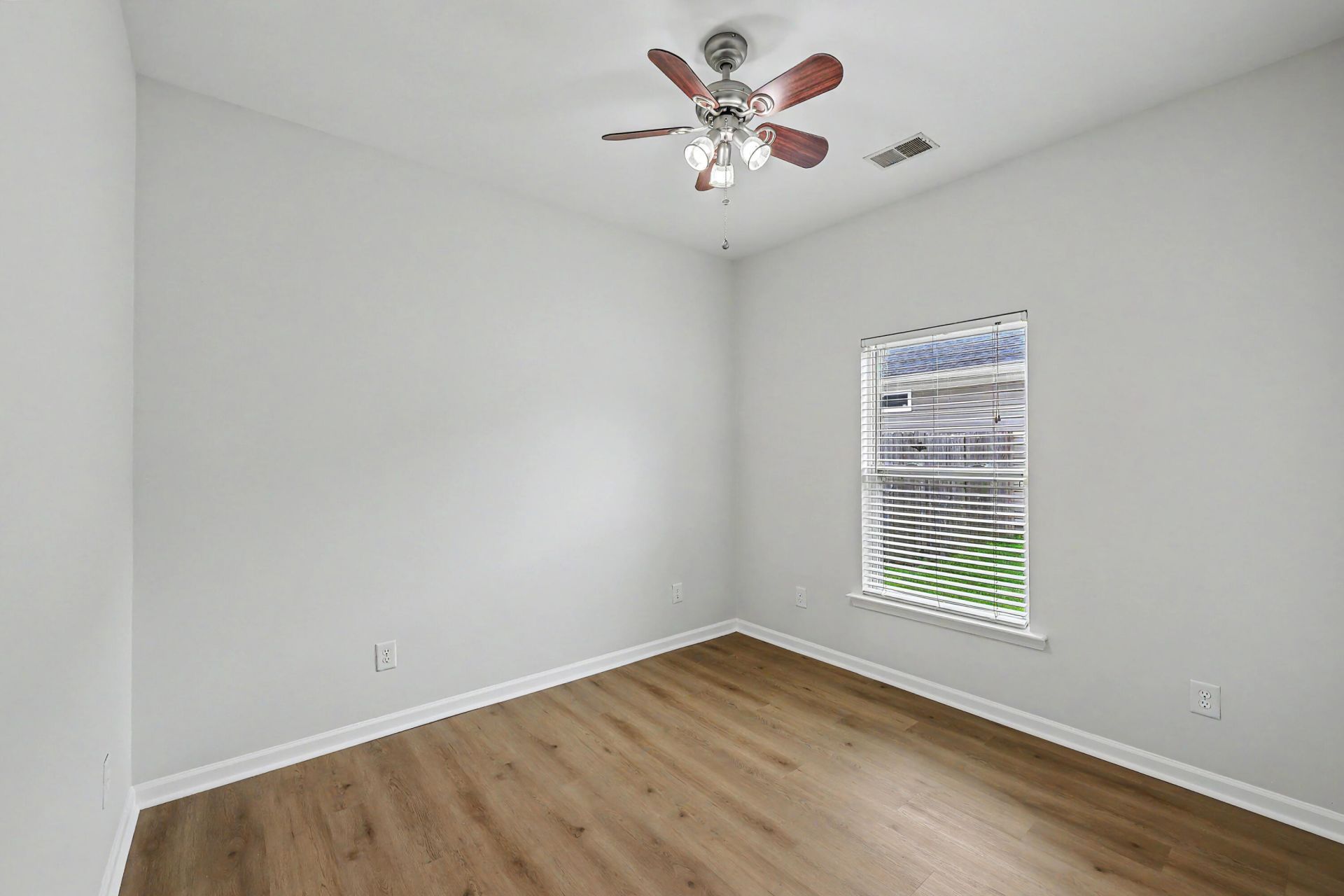 108 Deerpath Trail Photo 8