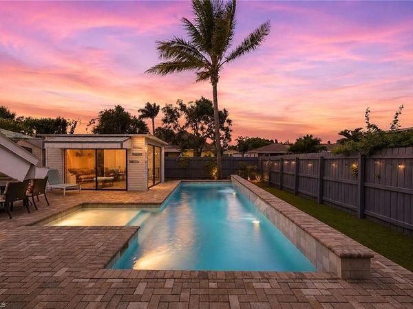 862 97th AVE N, NAPLES, FL 34108