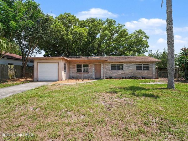 142 Hollywood Boulevard , West Melbourne, FL 32904
