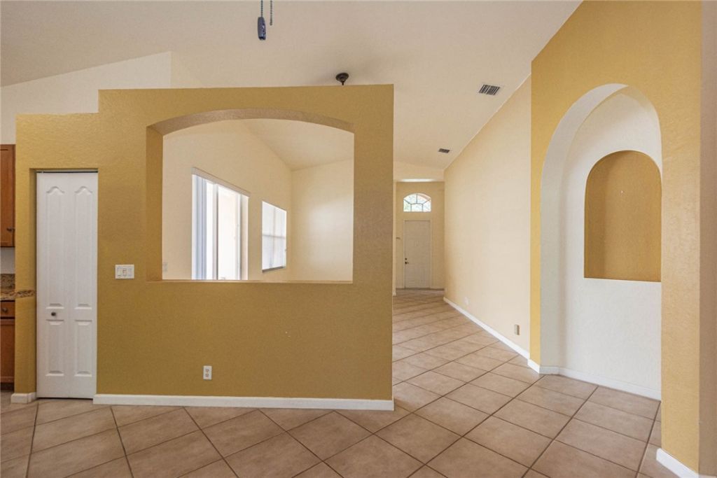 5717 Spanish River Road, Fort Pierce, FL 34951 Photo