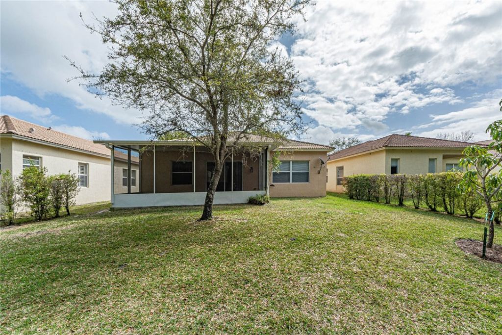 5717 Spanish River Road, Fort Pierce, FL 34951 Photo