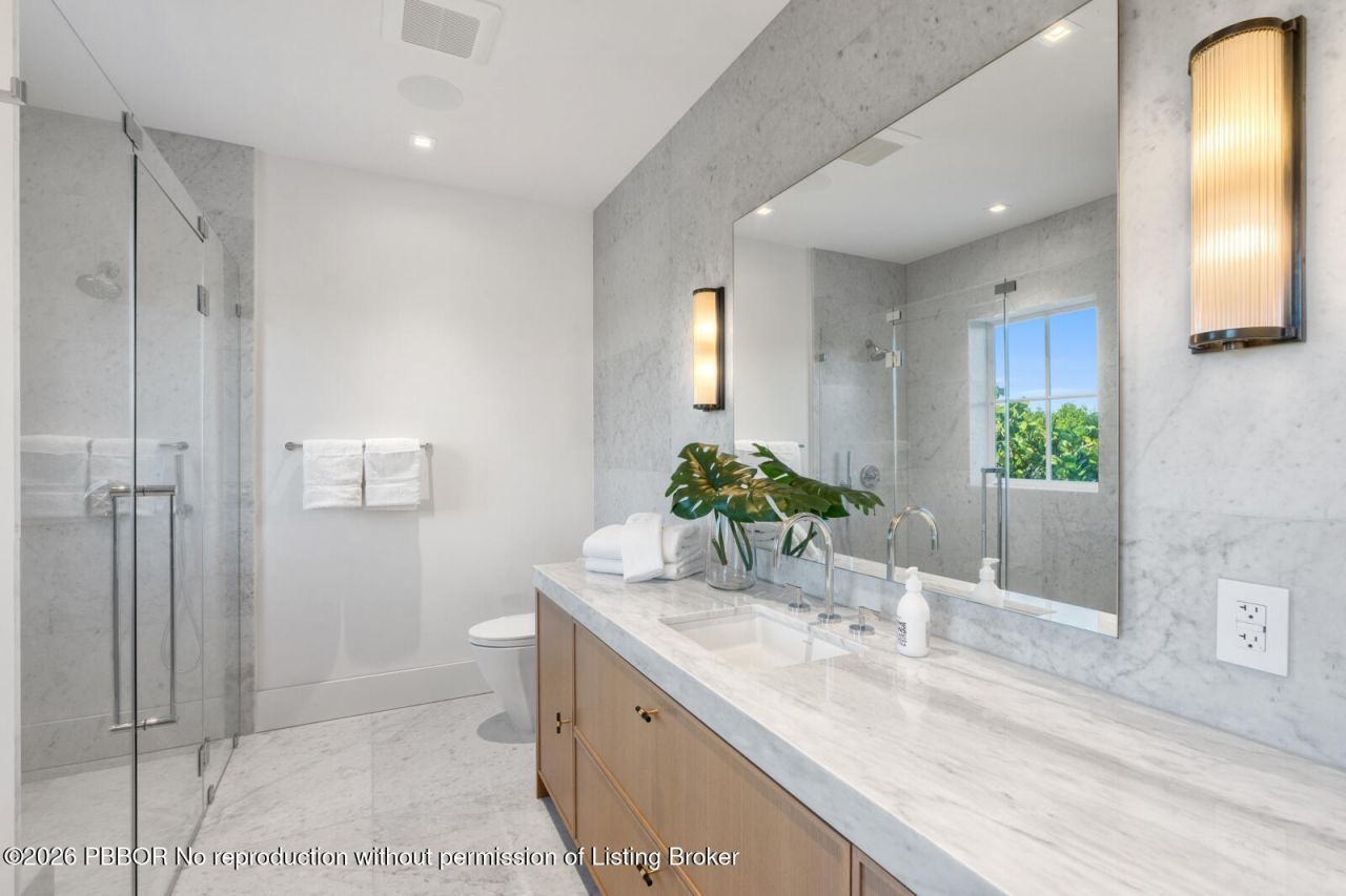 2219 Ibis Isle Road E, Palm Beach, FL 33480 Photo