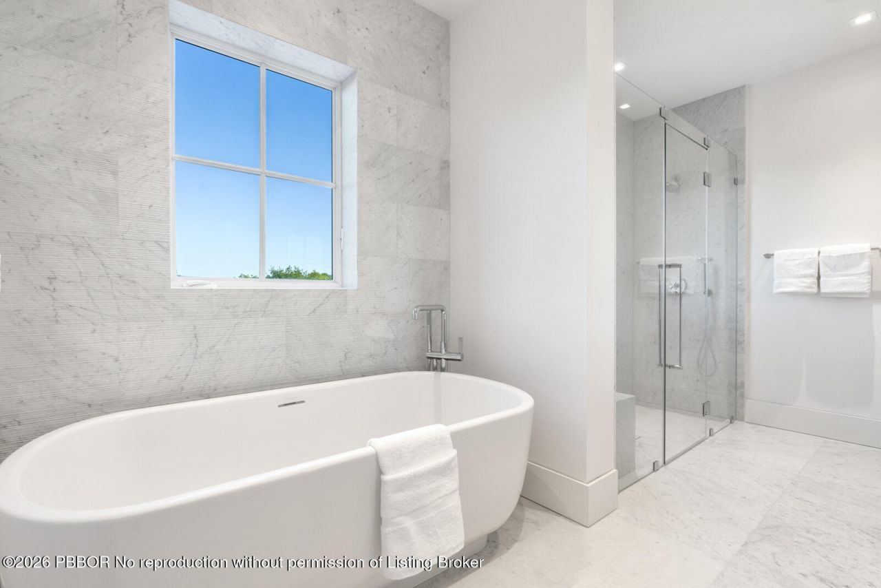 2219 Ibis Isle Road E, Palm Beach, FL 33480 Photo