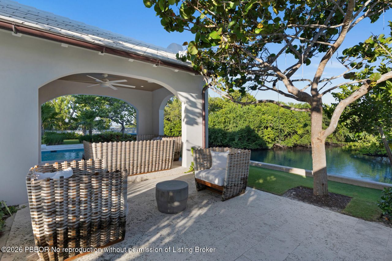 2219 Ibis Isle Road E, Palm Beach, FL 33480 Photo