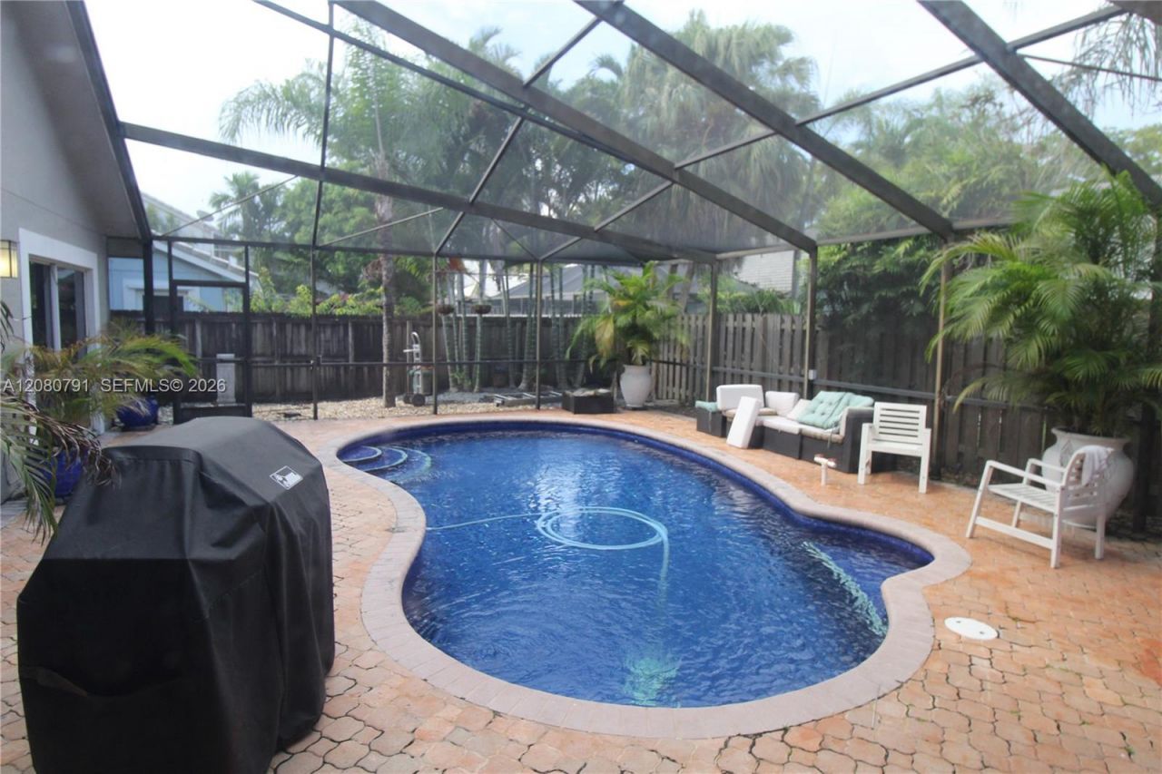21340 SW 94th Ave, Cutler Bay, FL 33189 Photo