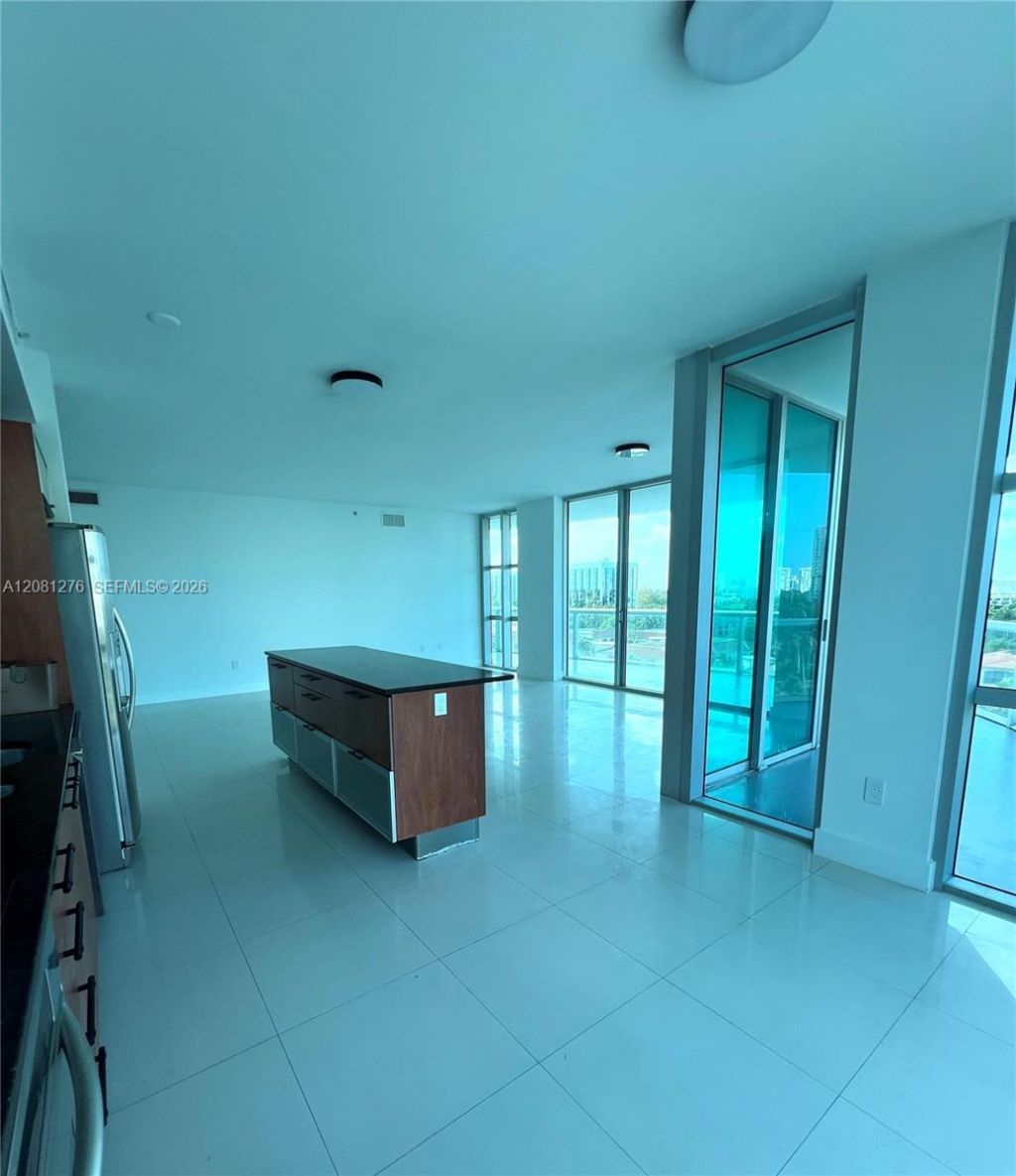 3131 NE 188th St , Unit 1-801, Aventura, FL 33180 Photo