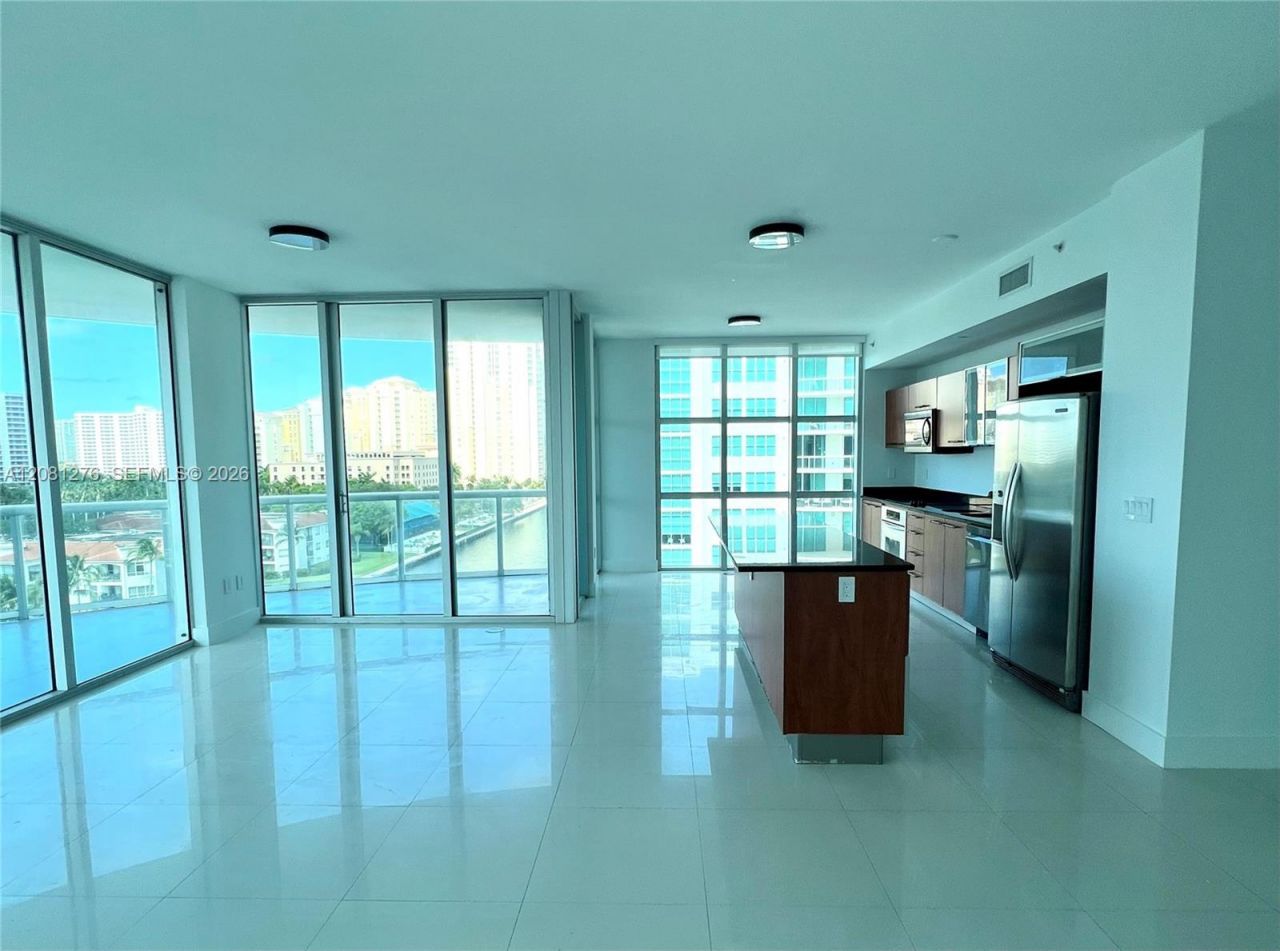 3131 NE 188th St , Unit 1-801, Aventura, FL 33180 Photo