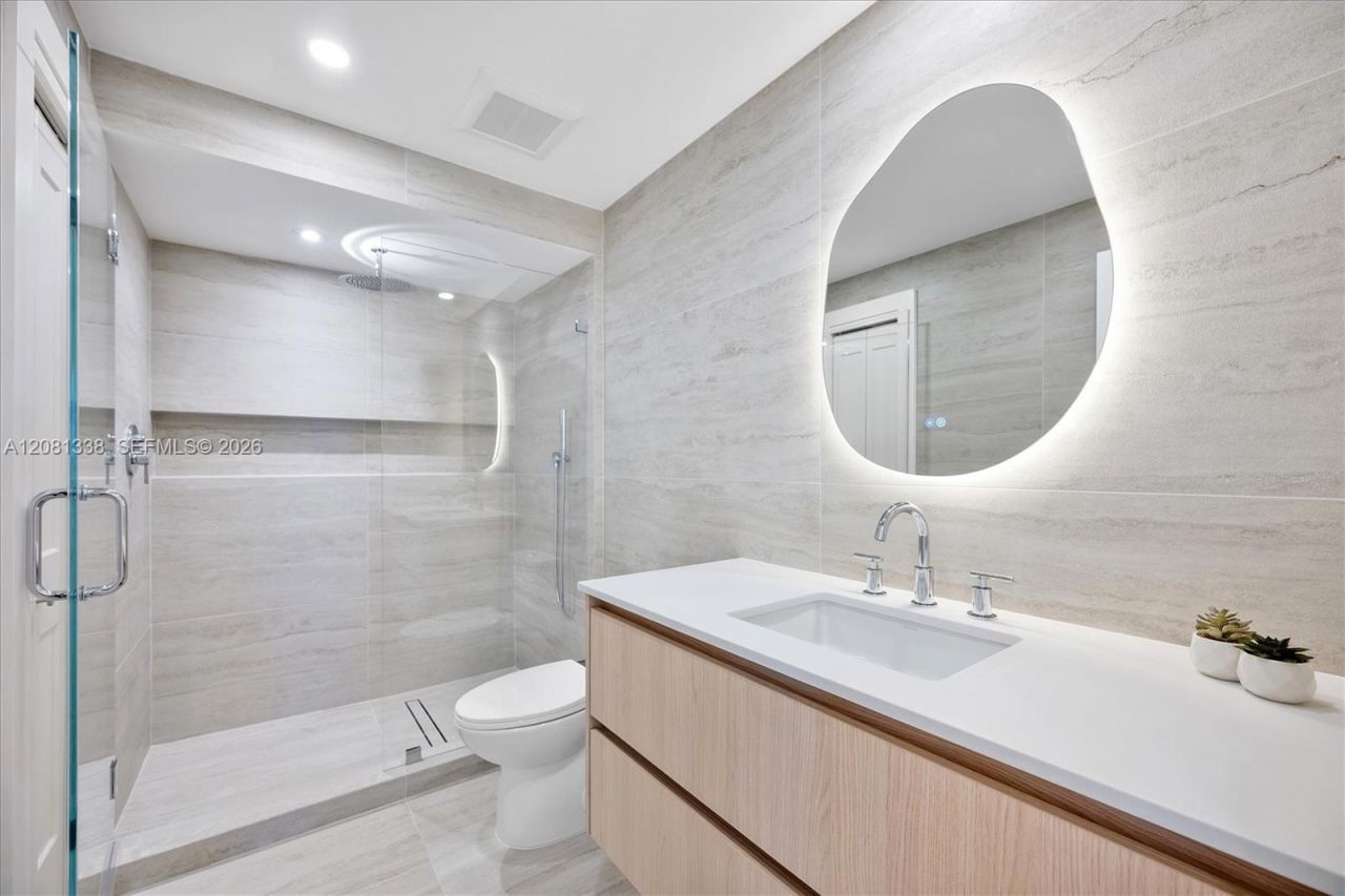 19355 Turnberry Way, Unit 19F, Aventura, FL 33180 Photo
