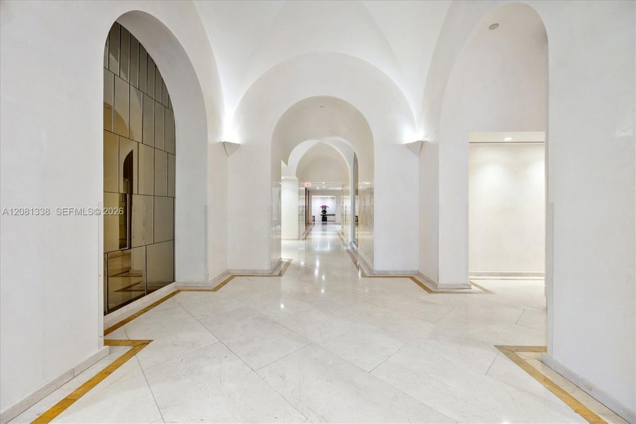 19355 Turnberry Way, Unit 19F, Aventura, FL 33180 Photo