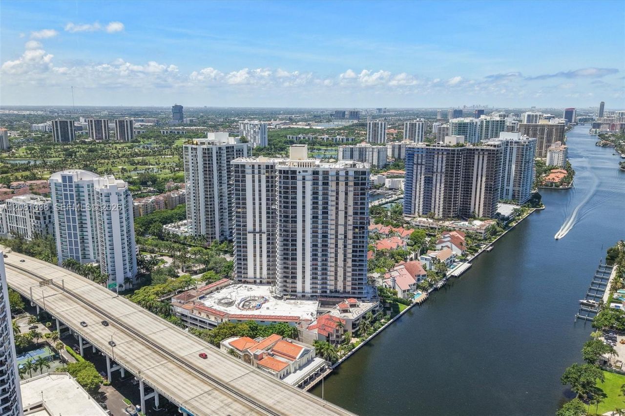 19355 Turnberry Way, Unit 19F, Aventura, FL 33180 Photo