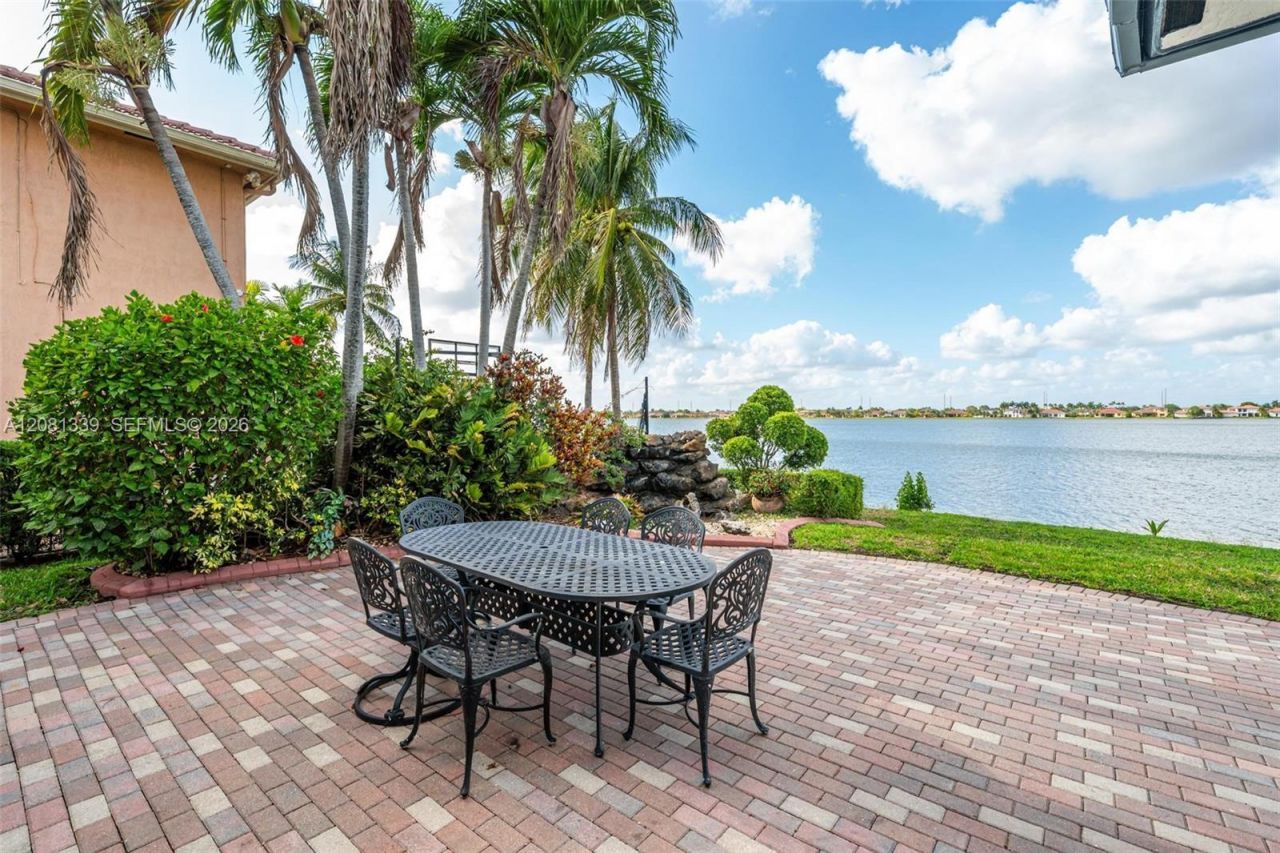 18633 SW 24th St, Miramar, FL 33029 Photo