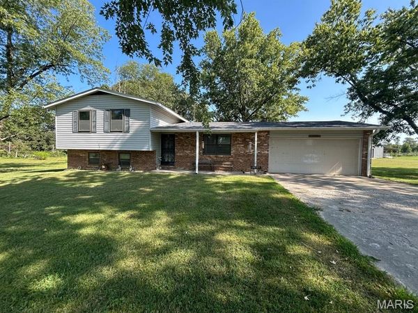 14197 New Quest Lane , Dexter, MO 63841