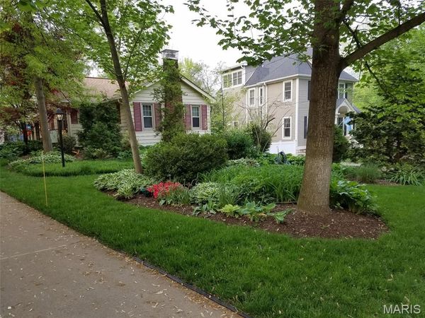 451 Lee Avenue , Webster Groves, MO 63119