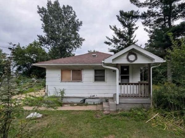 3025 Water STREET, Stevens Point, WI 54481