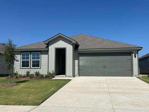 232 Whispering Pine Drive, Royse City, TX 75189